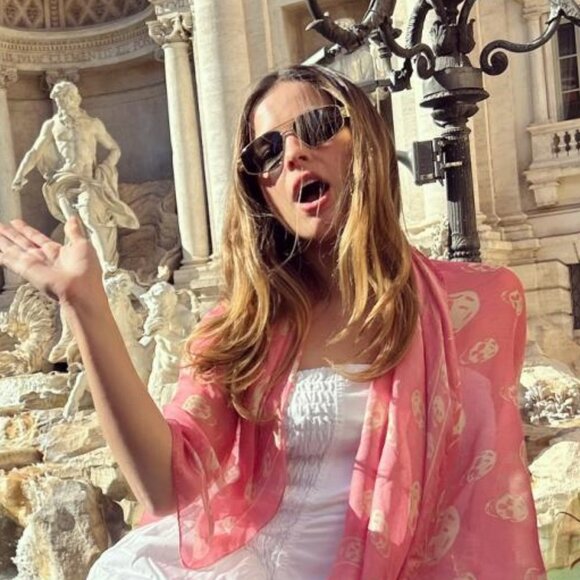 🕶️ New Celine CL40281U 16A Sunglasses - Shiny Palladium Frame, Smoke Lenses - Picture 3 of 11